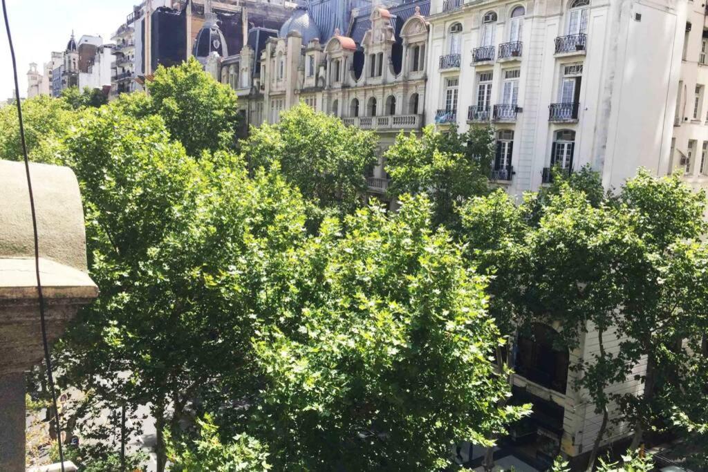 Duplex En Centro Historico Y Turistico Sobre Av. De Mayo Buenos Aires Eksteriør bilde