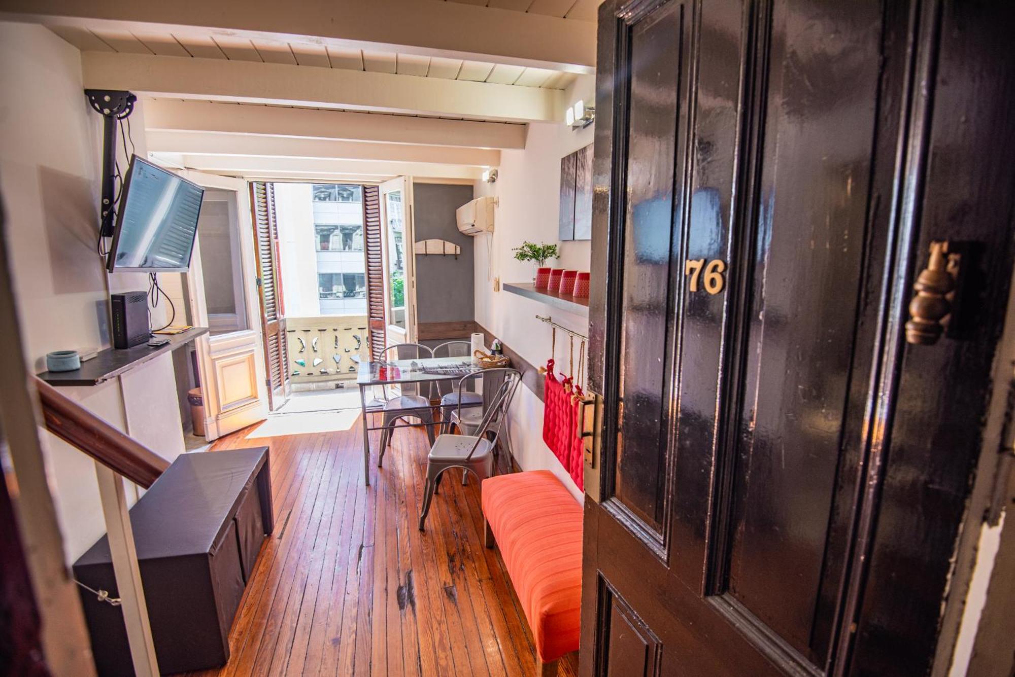 Duplex En Centro Historico Y Turistico Sobre Av. De Mayo Buenos Aires Eksteriør bilde